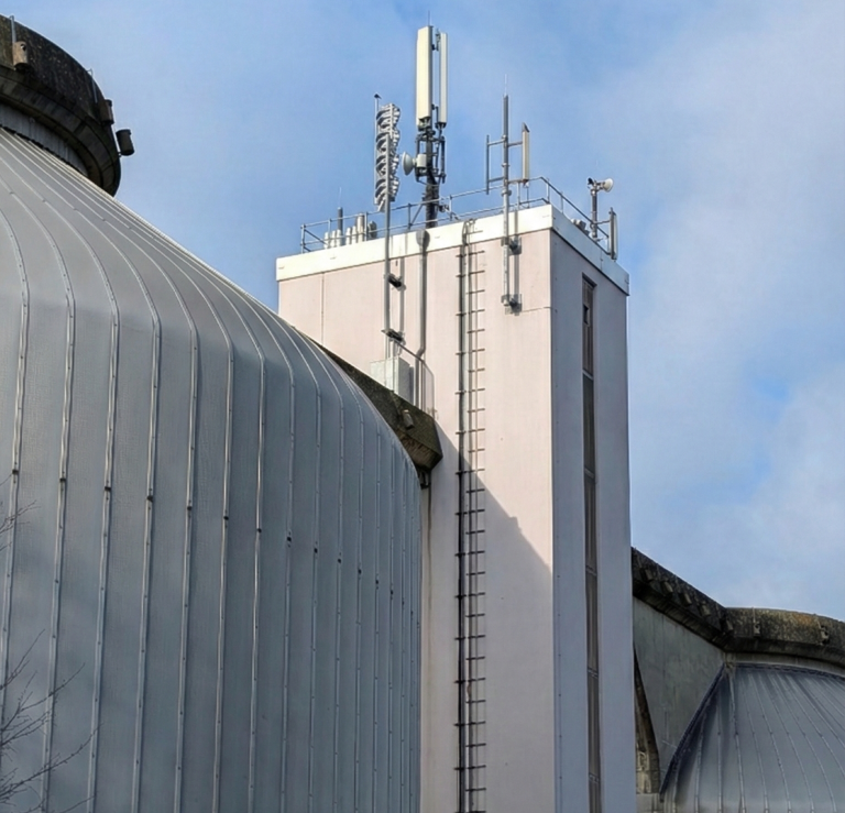 Tragwerksplanung Mobilfunk: Statischer Nachweis für Antennenträger Mobilfunkantennen auf 27m hohem Turm in Monheim, statisch berechnet durch Ingenieurbüro Parusel
